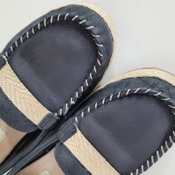 UGG Rozie Espadrille Moccasins - Size 6.5 - Picture 14 of 16